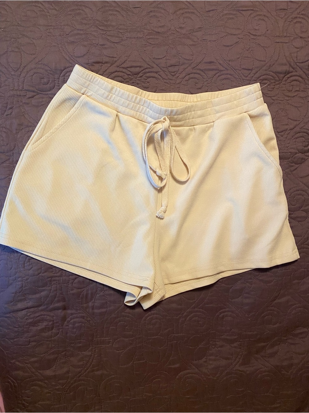 SHEIN Cream Ribbed Drawstring Shorts Set - Picture 3 of 8